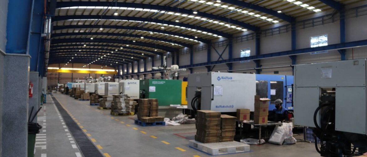 the new phase of Plastic Medicine Holding Factory (9)